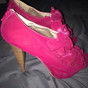 Pink velvet high heels